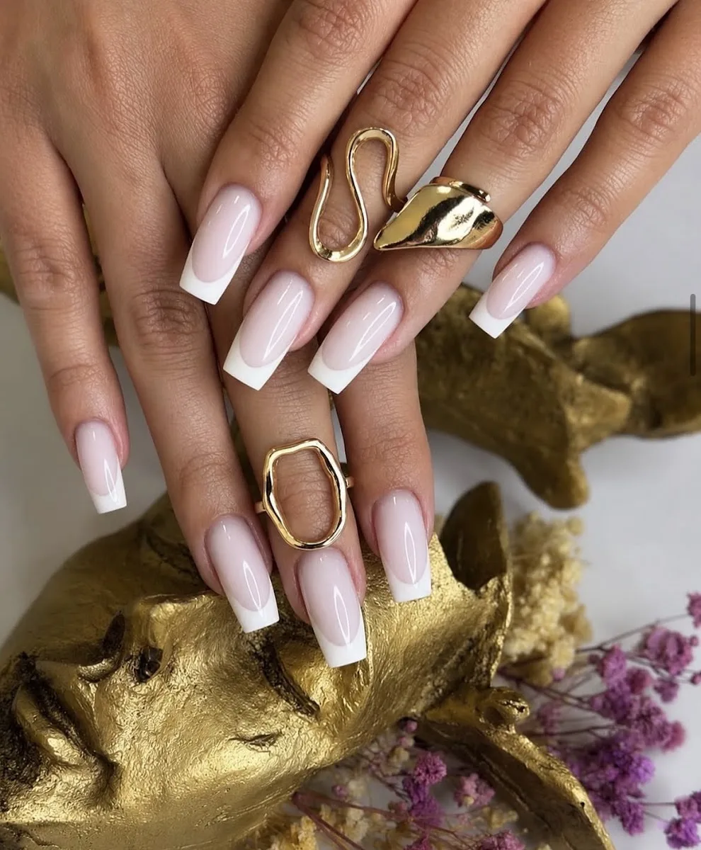 Luxe Noir Nail Studio - foto 3