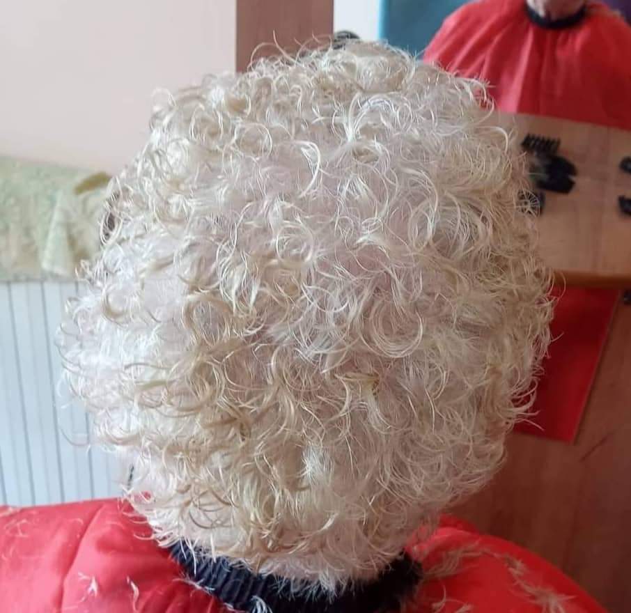 Bolero frizerski salon - foto 2