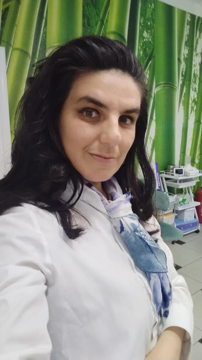 Stomatološka ordinacija Smile Design dr.Emina Bešić-Šehić, Mostar